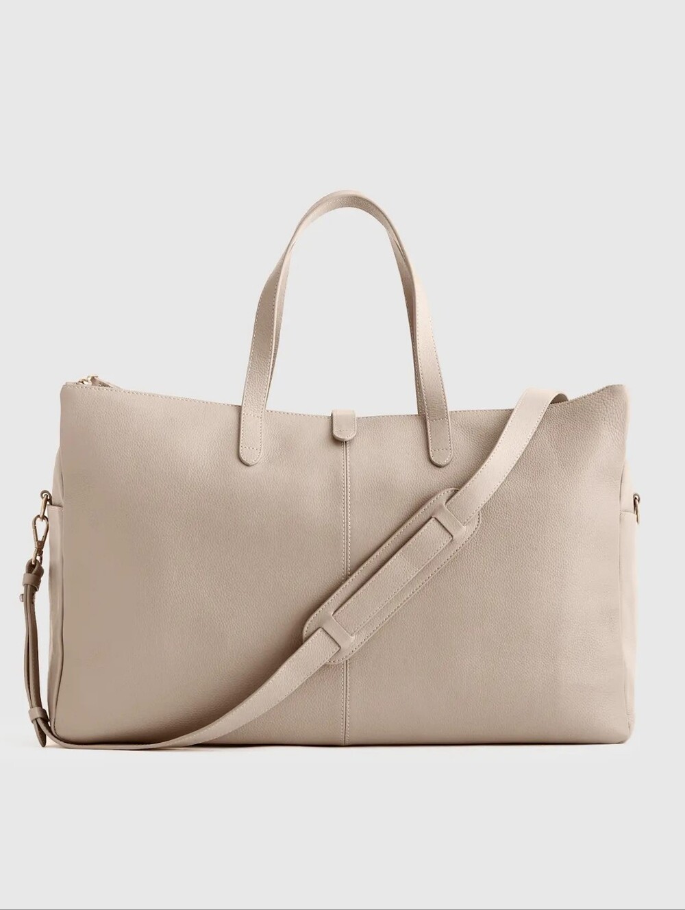 LIKE NEW QUINCE ITALIAN LEATHER TRIPLE COMPARTMENT WEEKENDER BAG - TAUPE